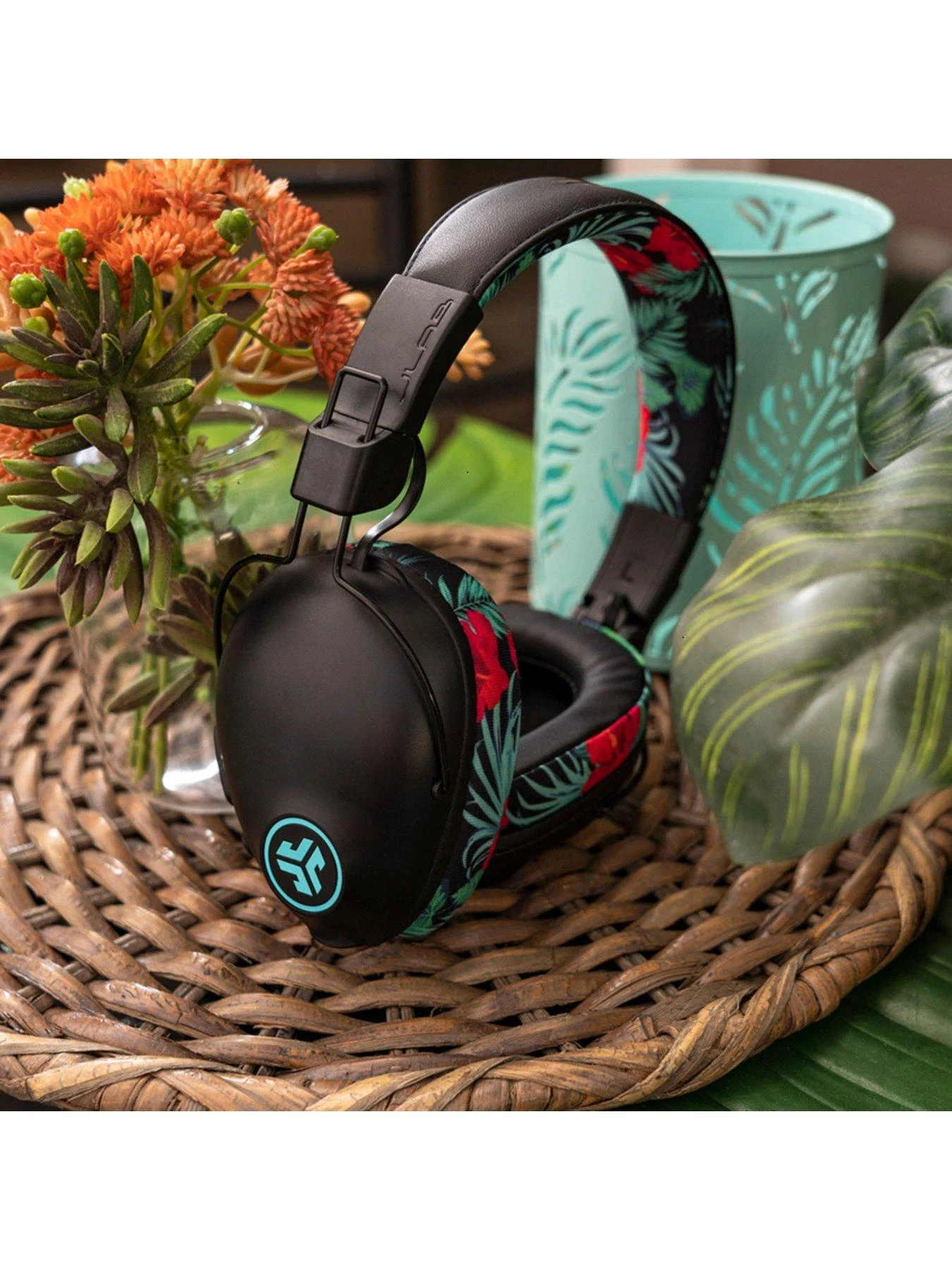 JLab Studio Pro Wireless Over-Ear Headphones 7 JLab Studio Pro Wireless Over-Ear Headphones - Image 5