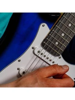 3rd Avenue Full Size 4/4 Electric Guitar Ultimate Kit With 10W Amp - 6 Months FREE Lessons - Blueburst -NARA Computer Shop TATM9 SQ6 0000000099 N A SLd4