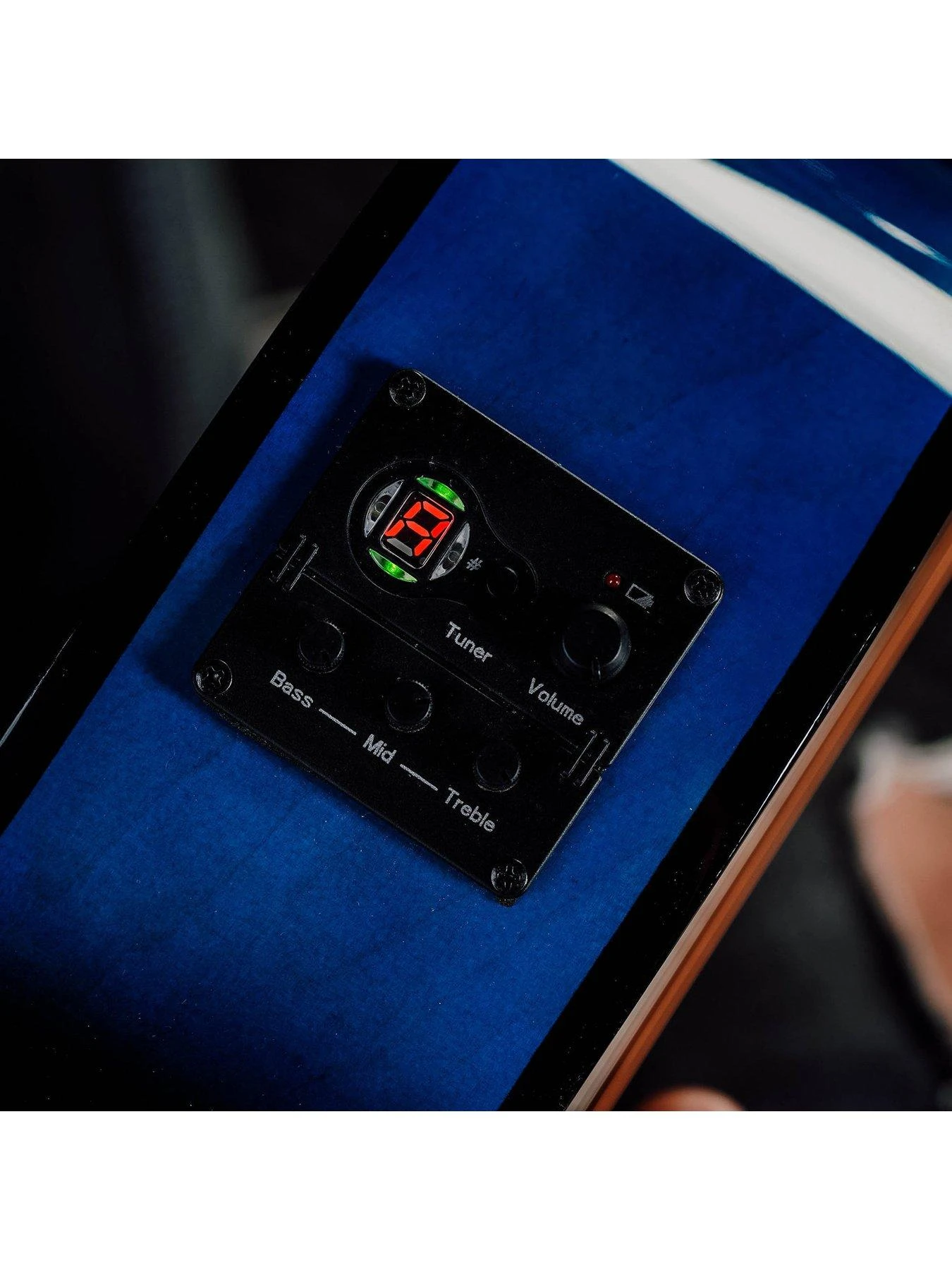 3rd Avenue Cutaway Electro Acoustic Guitar Pack - Blueburst 8 3rd Avenue Cutaway Electro Acoustic Guitar Pack - Blueburst - Image 6