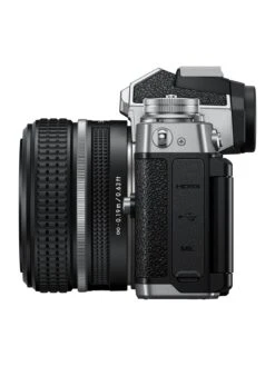Nikon Z Fc + Z 28 Mm F/2.8 SE -NARA Computer Shop TF47D SQ5 0000000004 BLACK SLd1