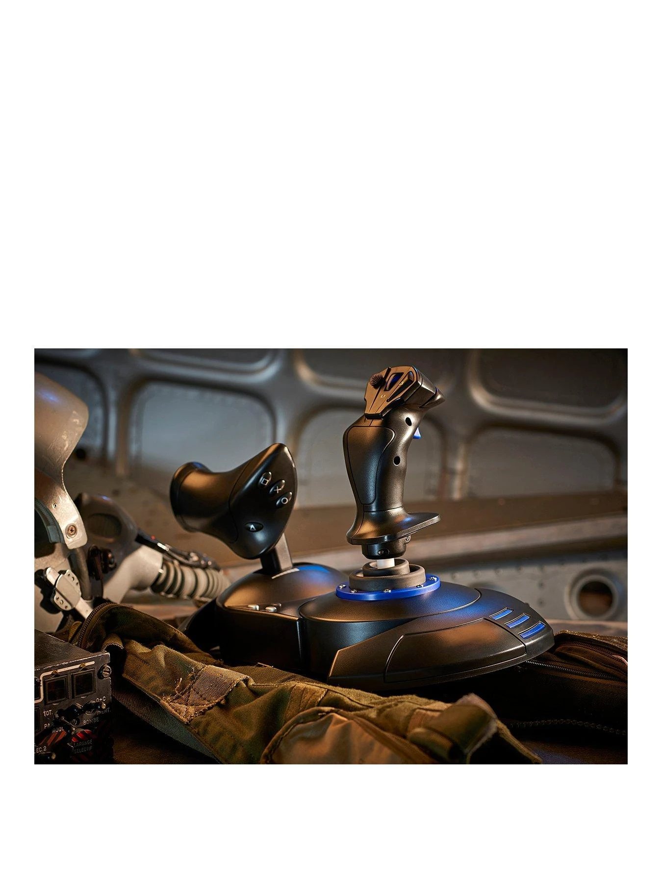 Thrustmaster T.Flight Hotas 4 For PS4 / PC 4 Thrustmaster T.Flight Hotas 4 For PS4 / PC - Image 2