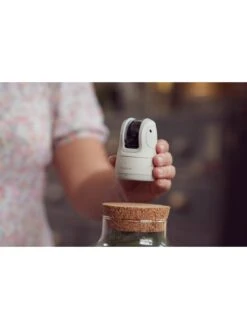 Canon® Canon PowerShot PX Camera Essential Kit Inc Hakuba Multi Tripod - White 15 Canon® Canon PowerShot PX Camera Essential Kit Inc Hakuba Multi Tripod - White -NARA Computer Shop U94LQ SQ6 0000000013 WHITE SLd2