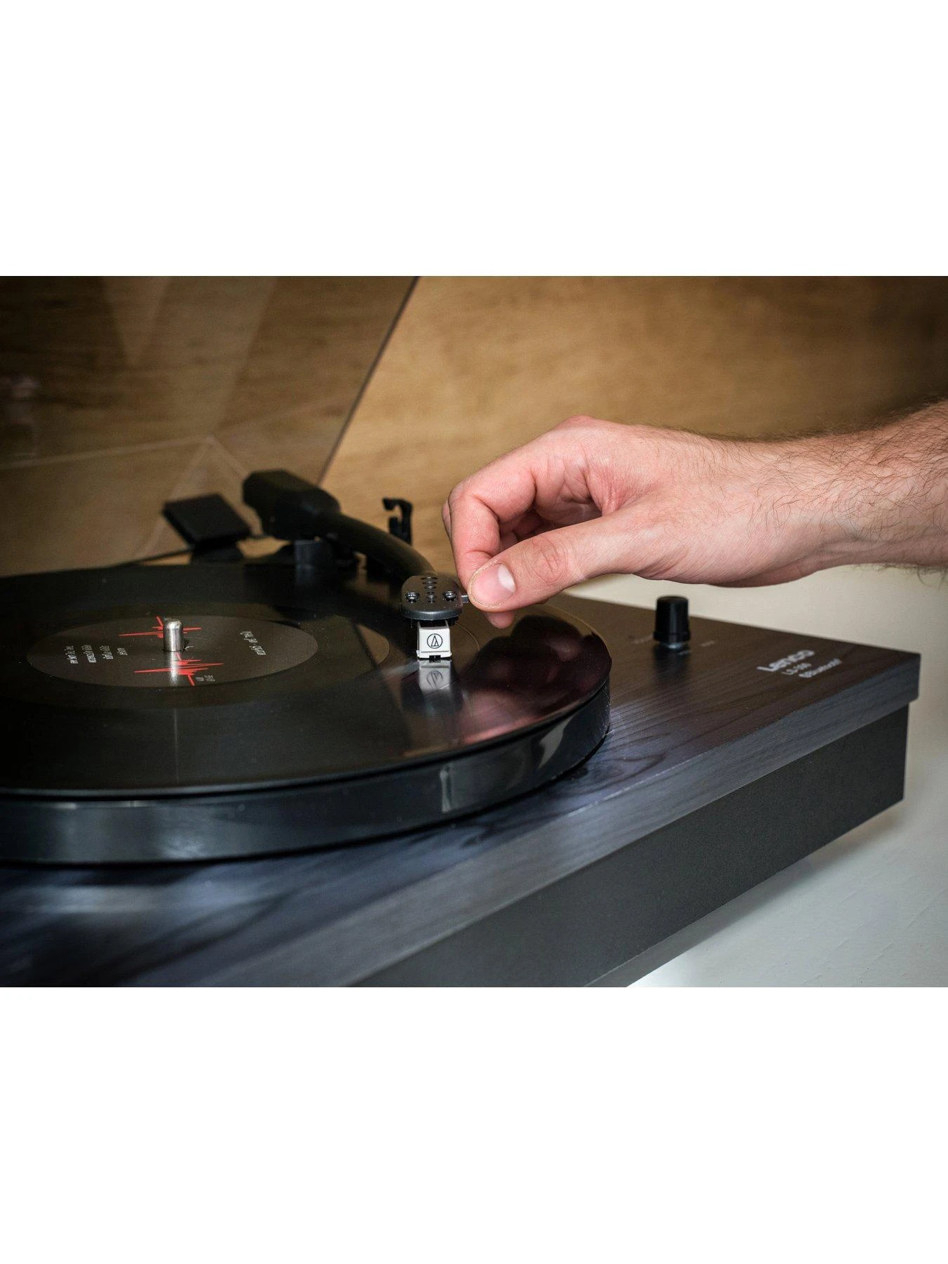 Lenco LS-300 Black Turntable And Hi Fi Speakers 8 Lenco LS-300 Black Turntable And Hi Fi Speakers - Image 6