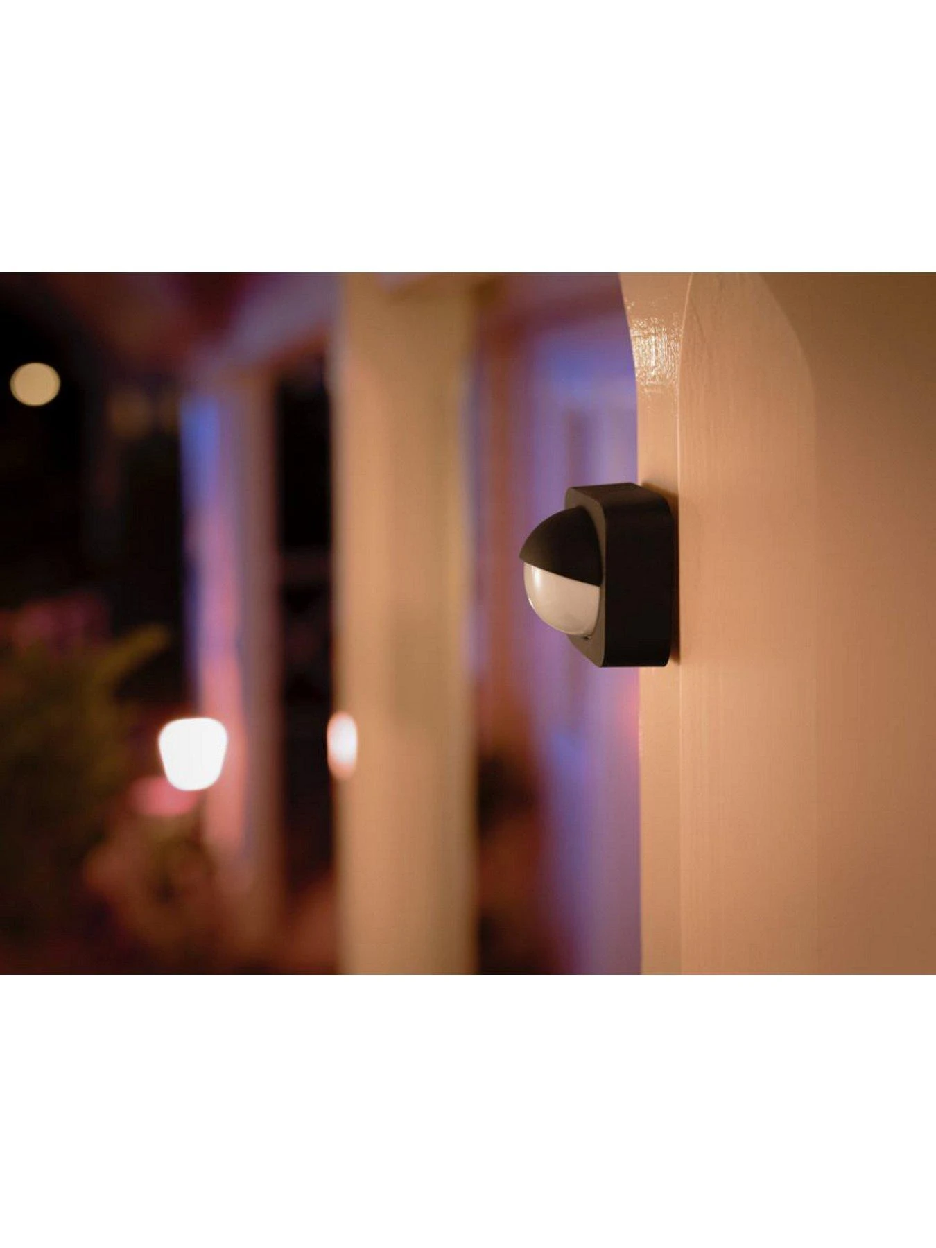 Philips Hue Hue Outdoor Sensor EU 6 Philips Hue Hue Outdoor Sensor EU - Image 4