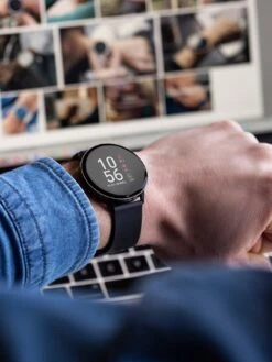 Reflex Active Series 5 Smart Watch With Heart Rate Monitor, Colour Touch Screen And Black Silicone Strap -NARA Computer Shop URTUK SQ4 0000000004 BLACK SLd