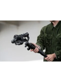 Sony E PZ 10-20 Mm F4 G , APS-C Powerzoom Lens (SELP1020G.SYX) -NARA Computer Shop V3GHJ SQ4 0000000099 N A SLd