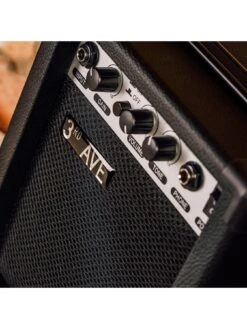 3rd Avenue 10W RMS Guitar Amplifier 13 3rd Avenue 10W RMS Guitar Amplifier -NARA Computer Shop VE34J SQ7 0000000099 N A SLd4