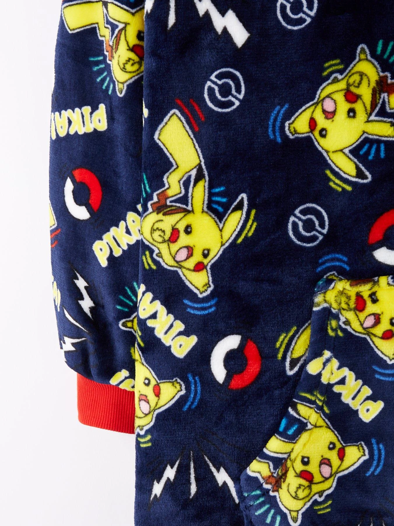 Pokemon Hood Detail Fleece Hooded Blanket - Navy 6 Pokemon Hood Detail Fleece Hooded Blanket - Navy - Image 4