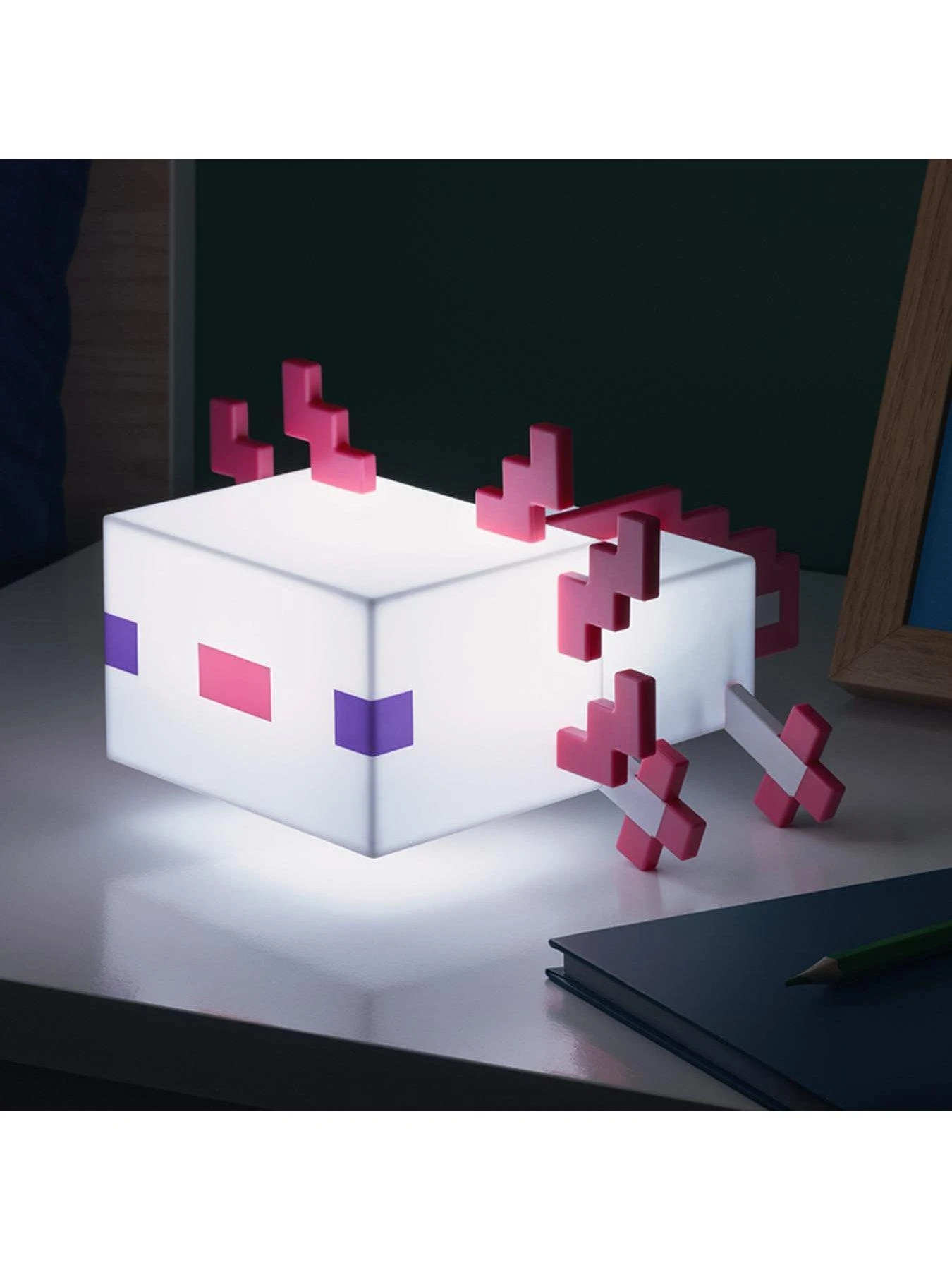 Minecraft Axolotl Colour Phasing Light 7 Minecraft Axolotl Colour Phasing Light - Image 5